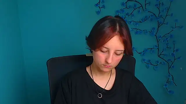 Dilara_Kiss_ live cam on StripChat