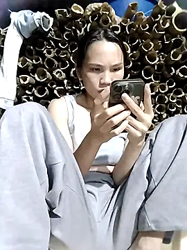 MiuMiu-Babyy live cam on StripChat