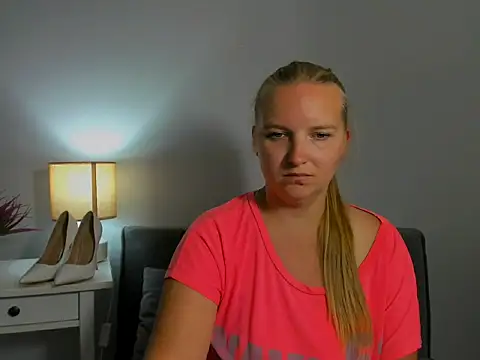 RoseTeacherX live cam on StripChat