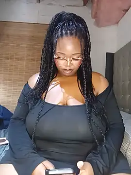 AaliyahBlackXO