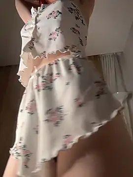 MariKitten live cam on StripChat