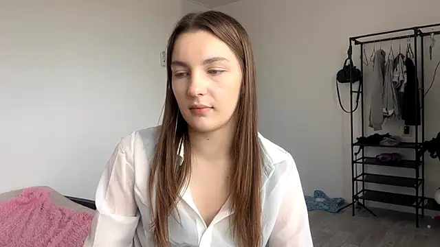 JuleCawood live cam on StripChat