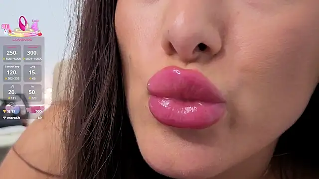 HotXMom_ live cam on StripChat