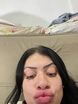 belababyy live cam on StripChat