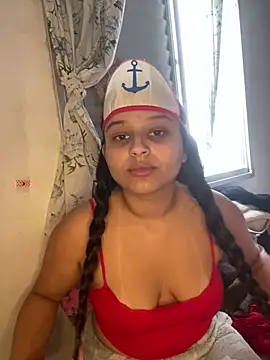julia_moreira live cam on StripChat