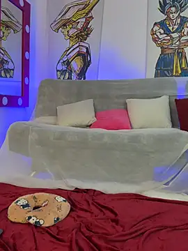 Sarah_stromm live cam on StripChat