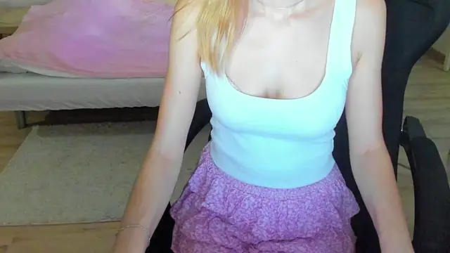nanipanik live cam on StripChat