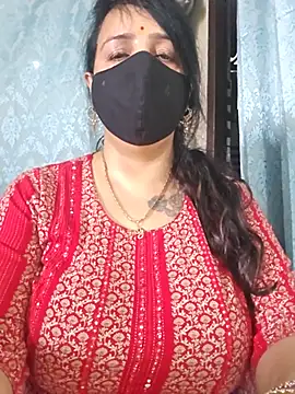 cute-tanvi live cam on StripChat