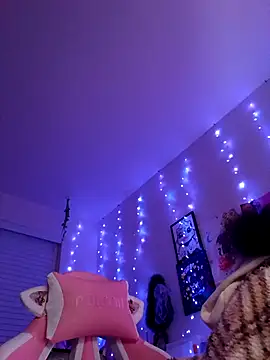 Kaysfatjuicepuss live cam on StripChat