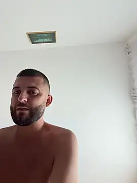Pablo_Hornyguy95 live cam