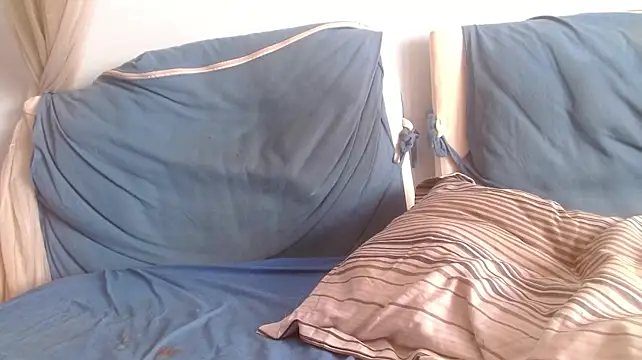 martachatte live cam preview
