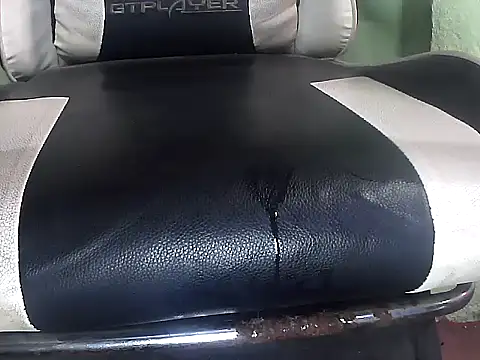 Precumking1
