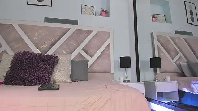Raquel_moore live cam preview