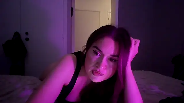 avajade live cam