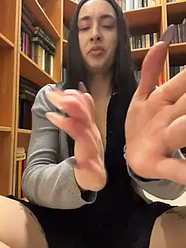 Holly_Play webcam