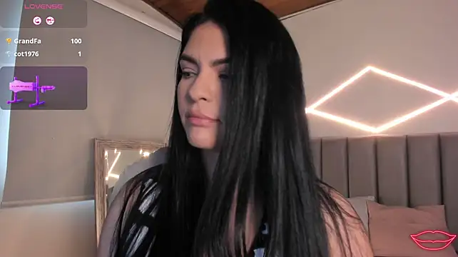 Veronicalanx1