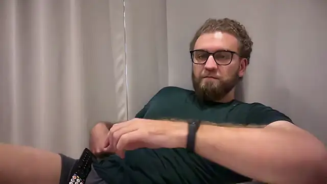 Bear_bear_ live cam