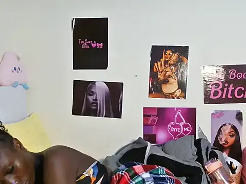 Aria_ah live cam on StripChat