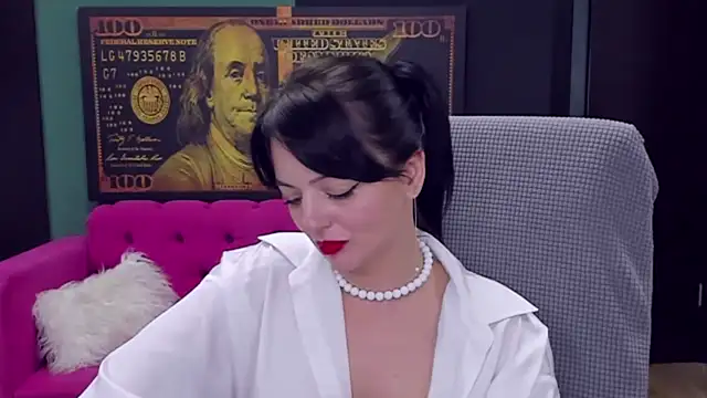 BellaRowan live cam on StripChat