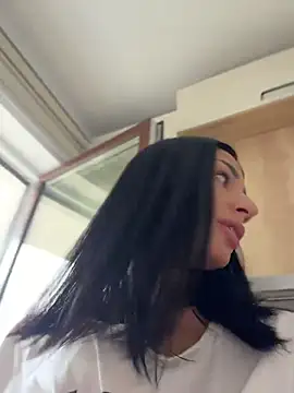 Vicky_luxe