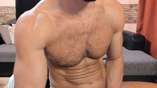 HotHunkTrainer live cam preview