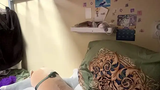 aquilineorites (F teen) - I take off my top