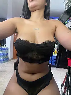 kitty_rousse01 stripchat