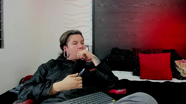 inkedsinners_ live sex cam