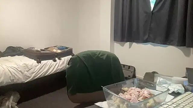 coach-karl live cam