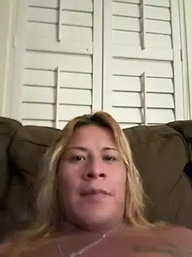 allissonw13 live sex cam