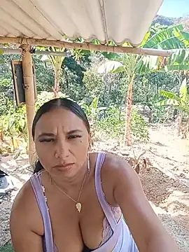 esmeralda_li 👕 live stream