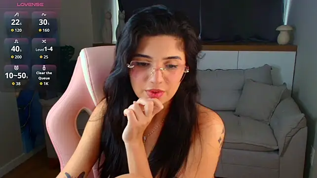 Rose_Desiree live cam on StripChat