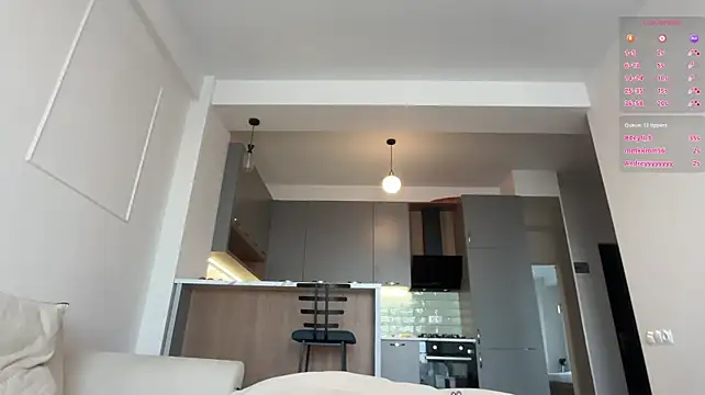 GlaydsLeveto live cam on StripChat