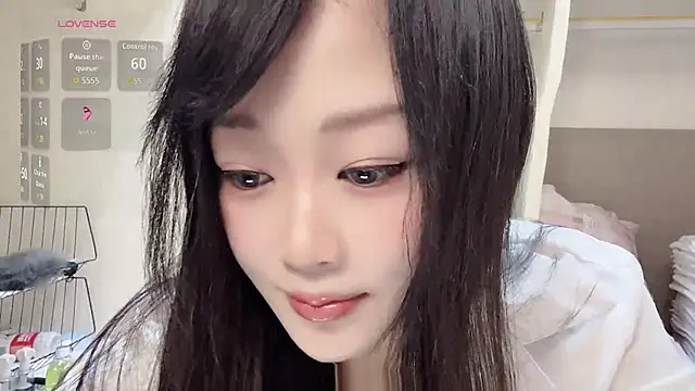 yueyue2003 Live Webcam on Stripchat