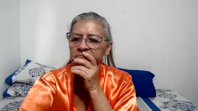 candy_mature_ live cam