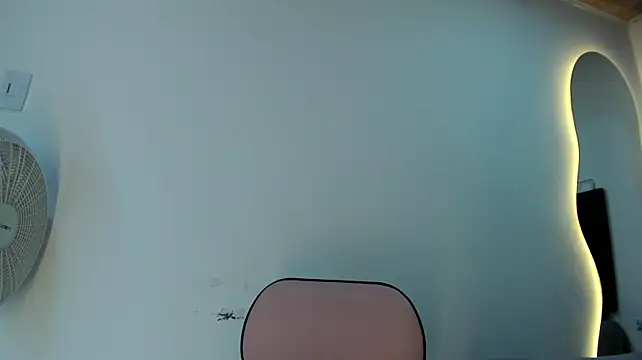 BustyGlow