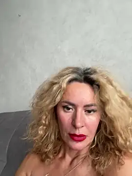 Tania201243