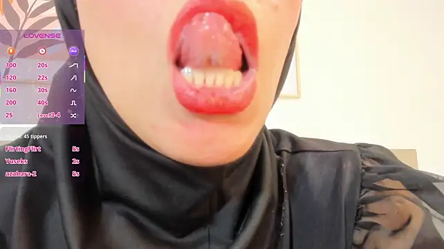 hanajameela live cam on StripChat