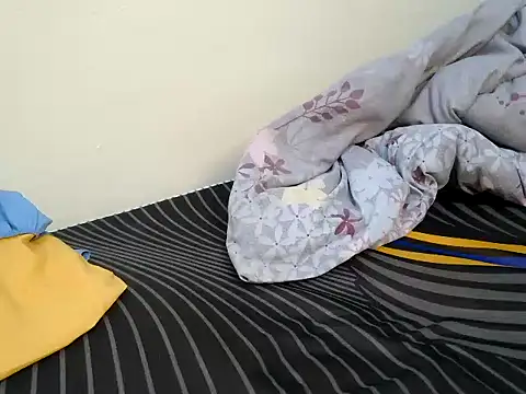 pettite_ass11