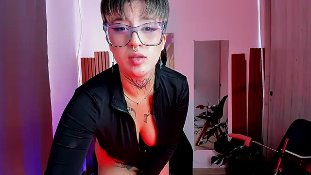Rebeka-baker live cam on StripChat