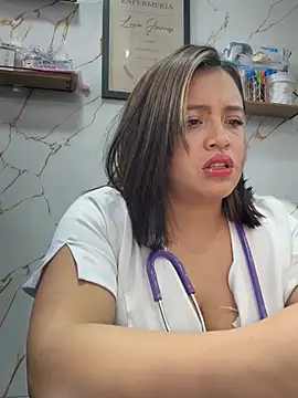 Melany-1 live cam on StripChat