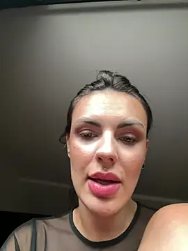 wwwdddccc1 live cam on StripChat