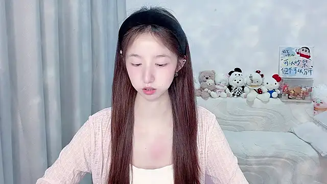 chatting live Lucky-tt
