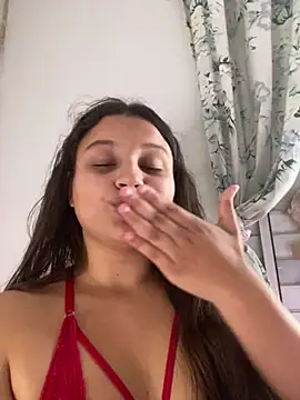 julia_moreira