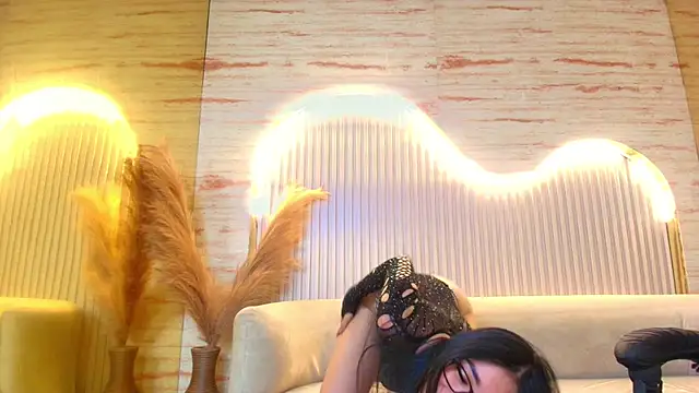 Chloe__r