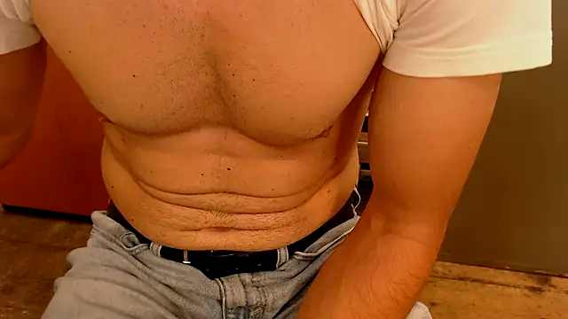 Redhotbody live cam on StripChat
