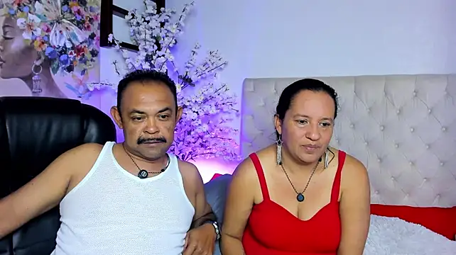 John_n_Kate live cam on StripChat
