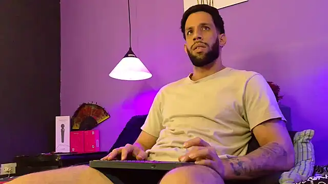 karim_mansur's live room