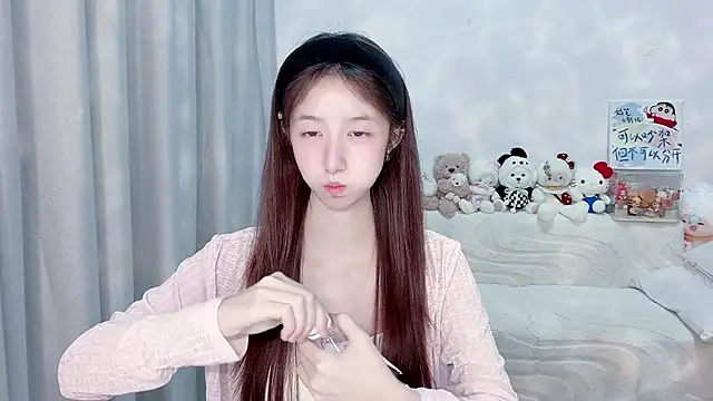 lucky-tt live cam on StripChat