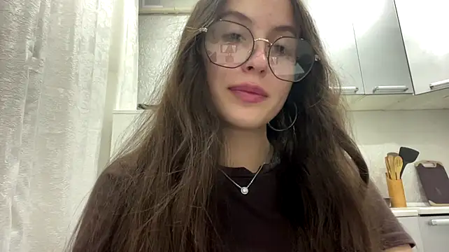 NanTrias live sex cam